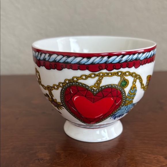 Love Red and Gold Teacup Set - Picture 9 of 14